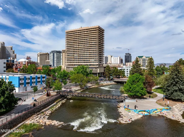 100 Arlington, Reno, Nevada 89501, 2 Bedrooms Bedrooms, ,2 BathroomsBathrooms,Residential,Residential,Arlington,260002480