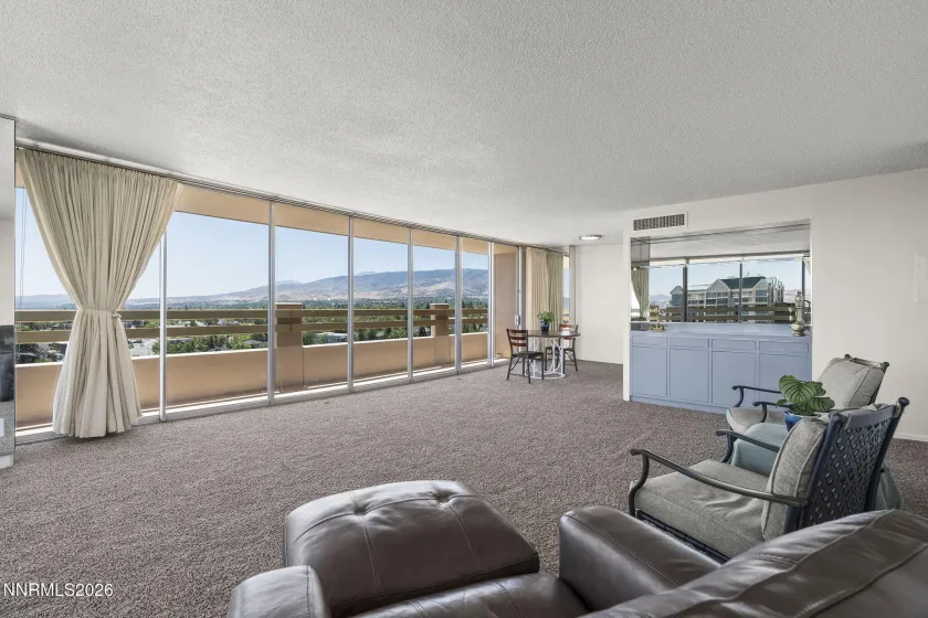 100 Arlington, Reno, Nevada 89501, 2 Bedrooms Bedrooms, ,2 BathroomsBathrooms,Residential,Residential,Arlington,260002480