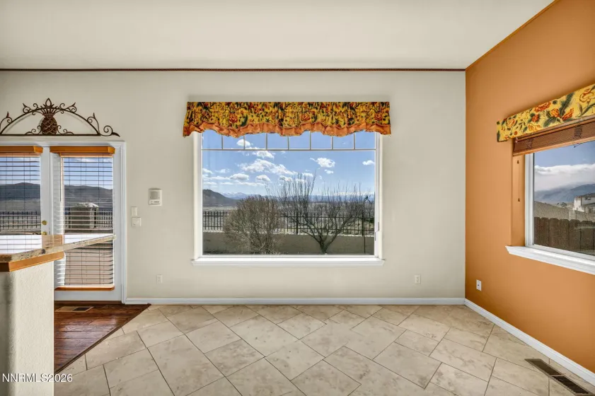 1027 Sunburst, Carson City, Nevada 89705, 4 Bedrooms Bedrooms, ,4 BathroomsBathrooms,Residential,Residential,Sunburst,260002486