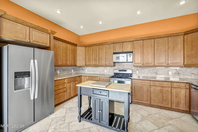 1027 Sunburst, Carson City, Nevada 89705, 4 Bedrooms Bedrooms, ,4 BathroomsBathrooms,Residential,Residential,Sunburst,260002486