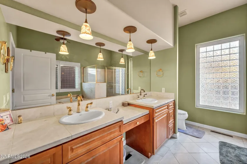 1027 Sunburst, Carson City, Nevada 89705, 4 Bedrooms Bedrooms, ,4 BathroomsBathrooms,Residential,Residential,Sunburst,260002486