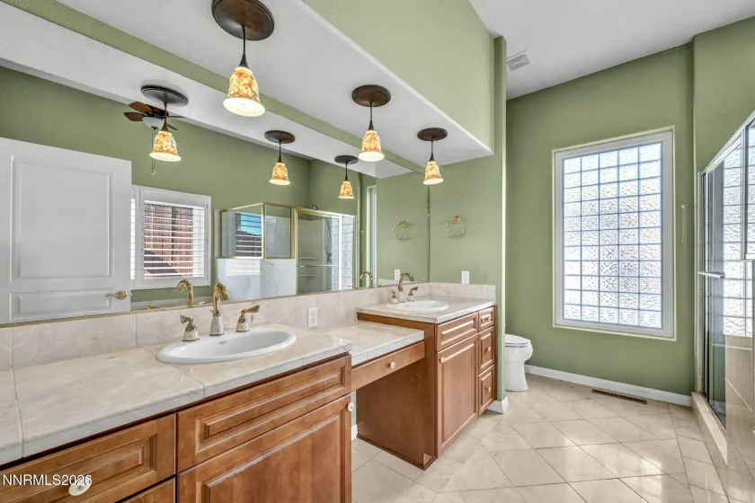 1027 Sunburst, Carson City, Nevada 89705, 4 Bedrooms Bedrooms, ,4 BathroomsBathrooms,Residential,Residential,Sunburst,260002486