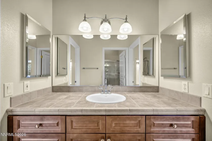 1027 Sunburst, Carson City, Nevada 89705, 4 Bedrooms Bedrooms, ,4 BathroomsBathrooms,Residential,Residential,Sunburst,260002486