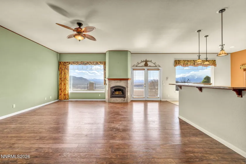 1027 Sunburst, Carson City, Nevada 89705, 4 Bedrooms Bedrooms, ,4 BathroomsBathrooms,Residential,Residential,Sunburst,260002486