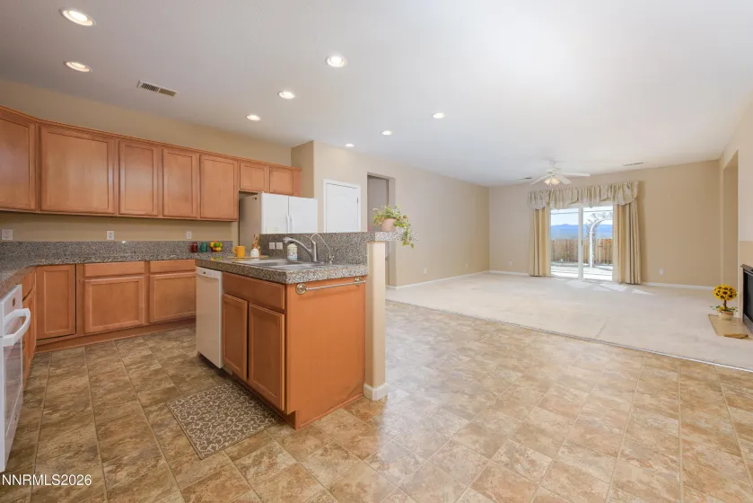 107 Creekside, Dayton, Nevada 89403, 4 Bedrooms Bedrooms, ,3 BathroomsBathrooms,Residential,Residential,Creekside,260002488