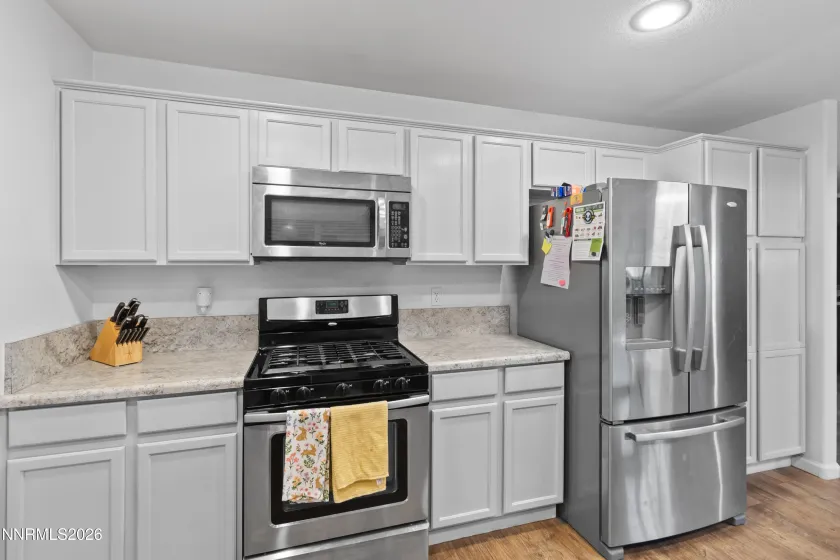 1175 La Cresta, Sparks, Nevada 89436, 4 Bedrooms Bedrooms, ,3 BathroomsBathrooms,Residential,Residential,La Cresta,260002491