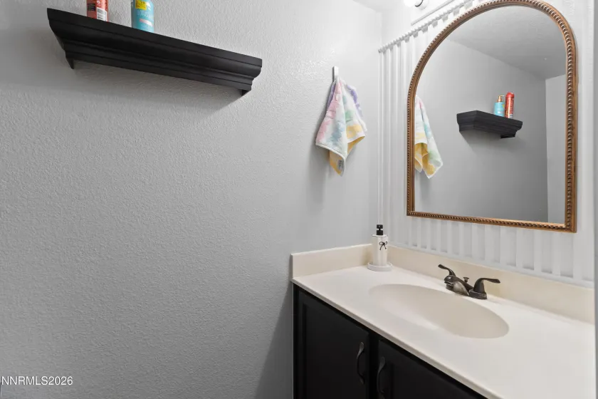 1175 La Cresta, Sparks, Nevada 89436, 4 Bedrooms Bedrooms, ,3 BathroomsBathrooms,Residential,Residential,La Cresta,260002491