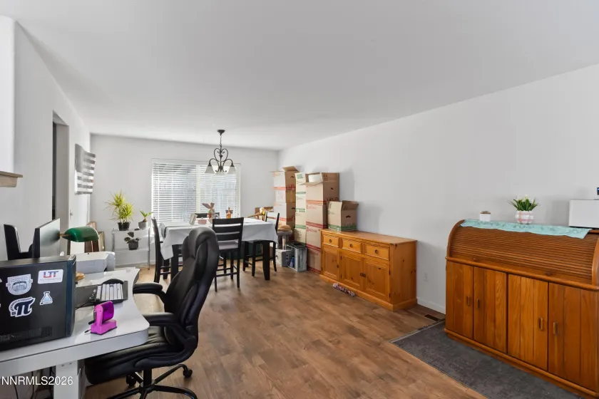 1175 La Cresta, Sparks, Nevada 89436, 4 Bedrooms Bedrooms, ,3 BathroomsBathrooms,Residential,Residential,La Cresta,260002491