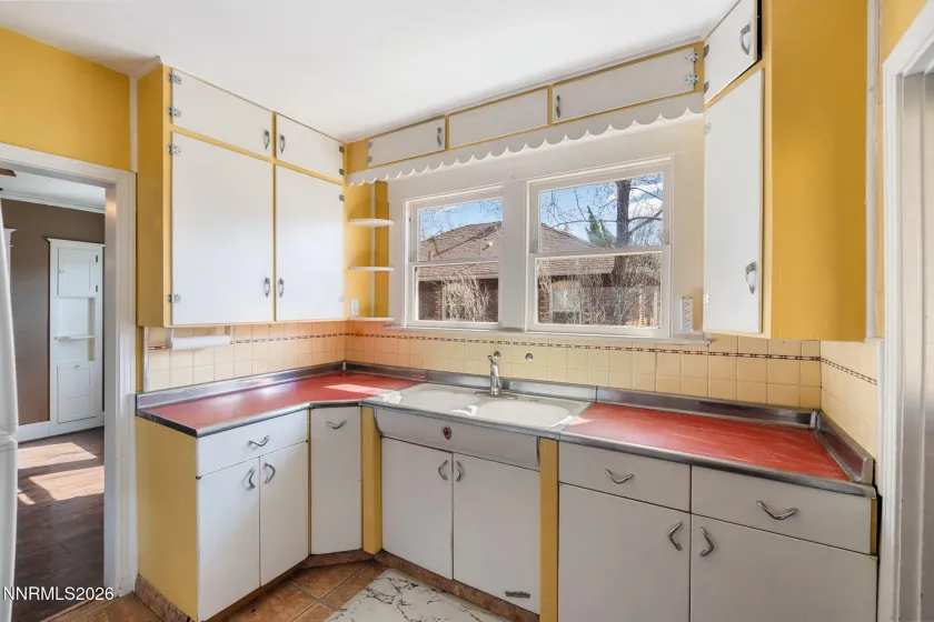 1025 Bell, Reno, Nevada 89503, 2 Bedrooms Bedrooms, ,1 BathroomBathrooms,Residential,Residential,Bell,260002492