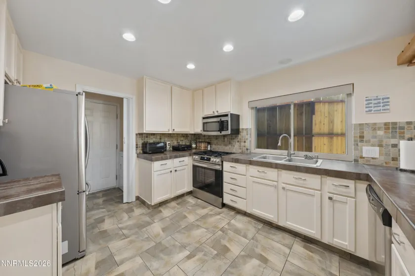 2651 Alpine Creek, Reno, Nevada 89519, 3 Bedrooms Bedrooms, ,2 BathroomsBathrooms,Residential,Residential,Alpine Creek,260002494