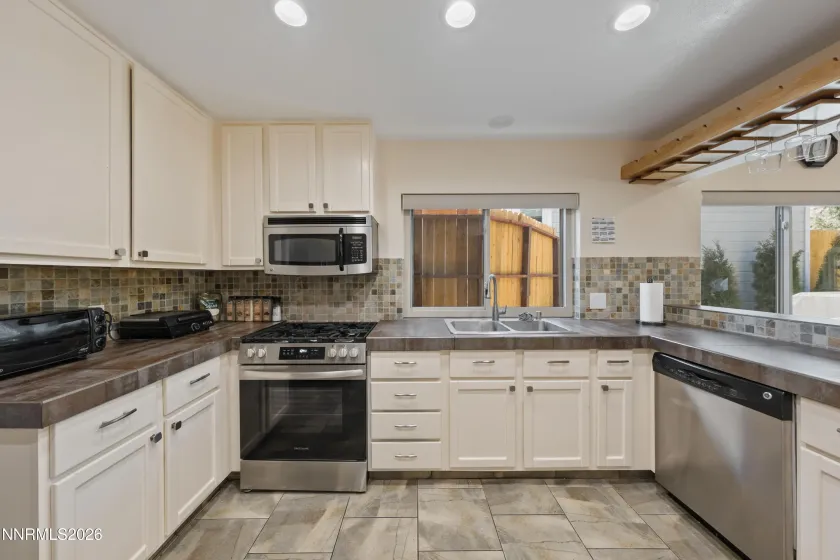 2651 Alpine Creek, Reno, Nevada 89519, 3 Bedrooms Bedrooms, ,2 BathroomsBathrooms,Residential,Residential,Alpine Creek,260002494