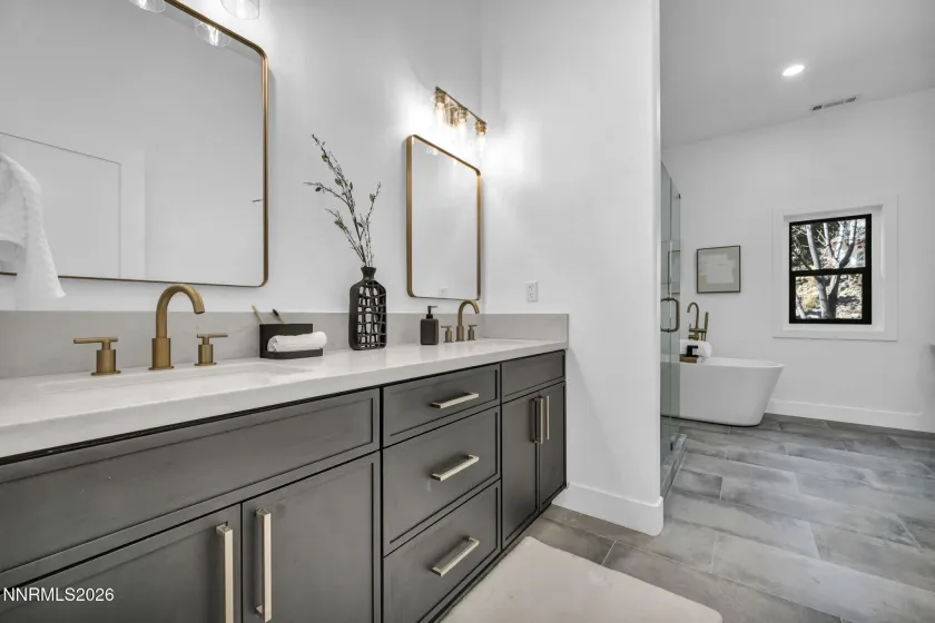 1742 Spyglass, Reno, Nevada 89509, 4 Bedrooms Bedrooms, ,5 BathroomsBathrooms,Residential,Residential,Spyglass,260002505