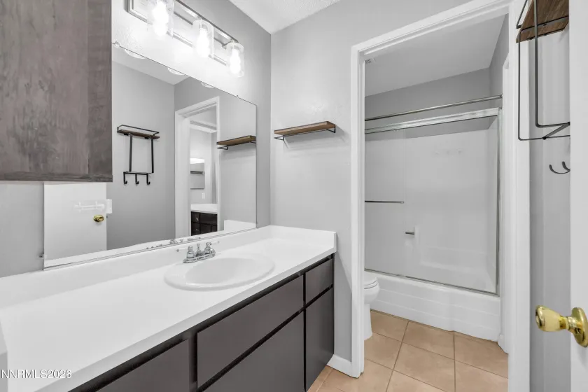 1045 Adrian, Sparks, Nevada 89431, 2 Bedrooms Bedrooms, ,2 BathroomsBathrooms,Residential,Residential,Adrian,260002506