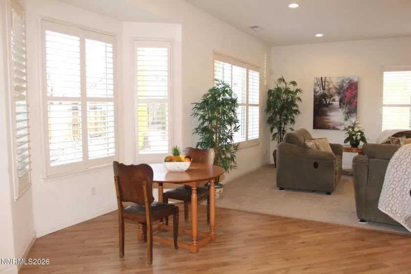 1588 Gemtown, Reno, Nevada 89521, 4 Bedrooms Bedrooms, ,2 BathroomsBathrooms,Residential,Residential,Gemtown,260002508