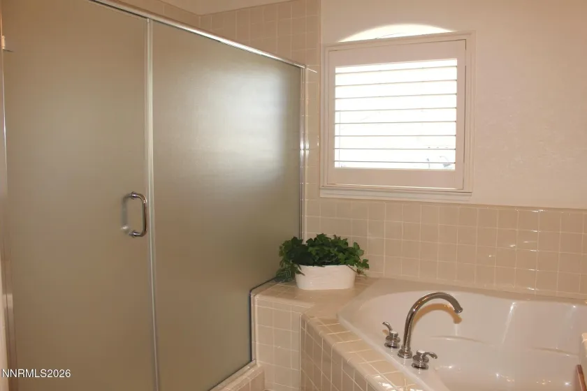 1588 Gemtown, Reno, Nevada 89521, 4 Bedrooms Bedrooms, ,2 BathroomsBathrooms,Residential,Residential,Gemtown,260002508