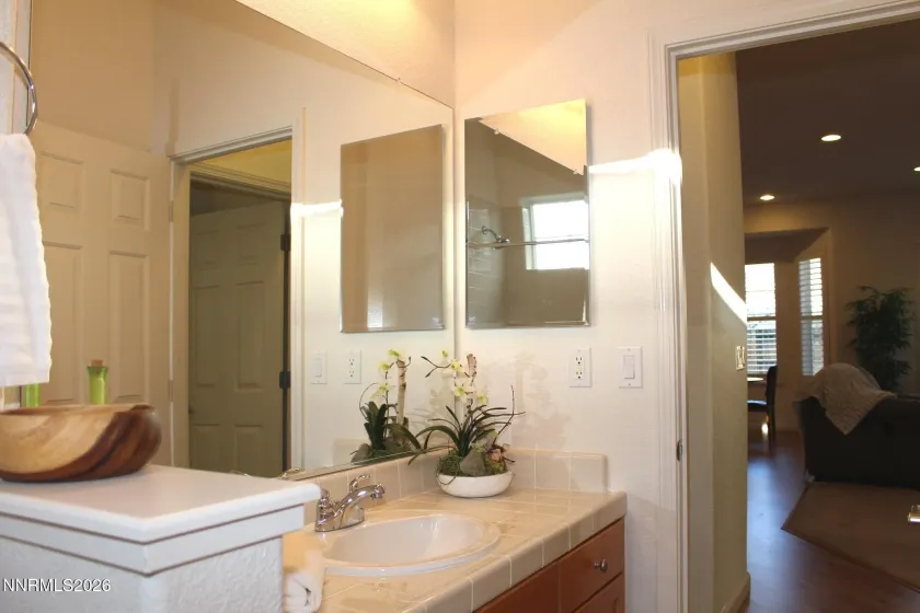 1588 Gemtown, Reno, Nevada 89521, 4 Bedrooms Bedrooms, ,2 BathroomsBathrooms,Residential,Residential,Gemtown,260002508