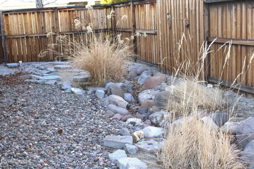 1588 Gemtown, Reno, Nevada 89521, 4 Bedrooms Bedrooms, ,2 BathroomsBathrooms,Residential,Residential,Gemtown,260002508