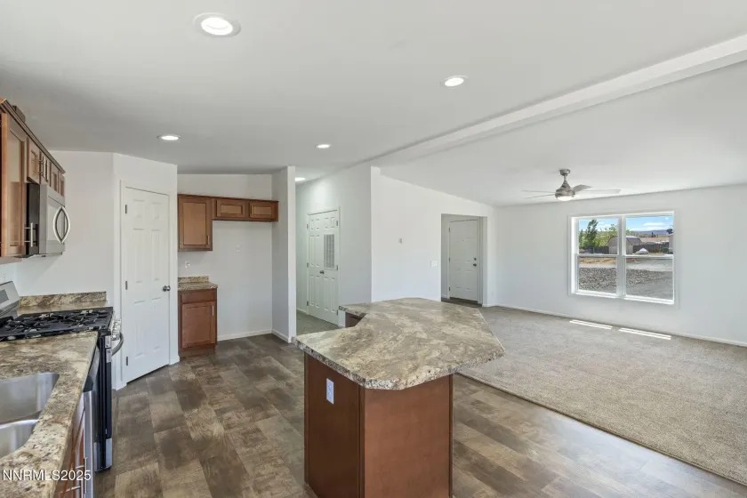 8260 Sycamore, Silver Springs, Nevada 89429, 3 Bedrooms Bedrooms, ,2 BathroomsBathrooms,Residential,Residential,Sycamore,260002509