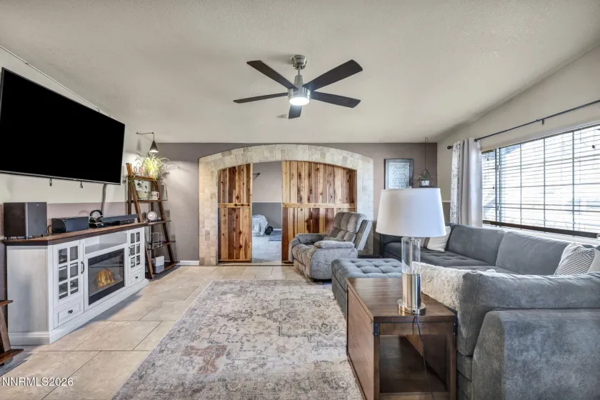 545 V & T, Dayton, Nevada 89403, 4 Bedrooms Bedrooms, ,2 BathroomsBathrooms,Residential,Residential,V & T,260002511