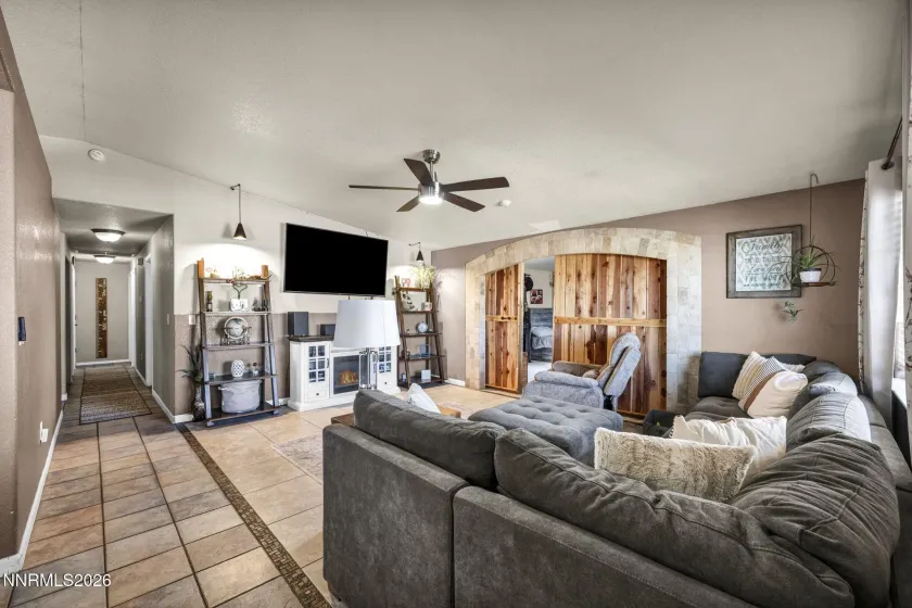 545 V & T, Dayton, Nevada 89403, 4 Bedrooms Bedrooms, ,2 BathroomsBathrooms,Residential,Residential,V & T,260002511