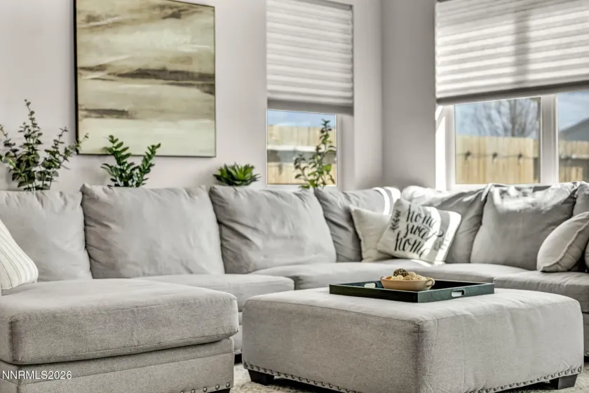2469 Metolius, Sparks, Nevada 89436, 3 Bedrooms Bedrooms, ,2 BathroomsBathrooms,Residential,Residential,Metolius,260002514