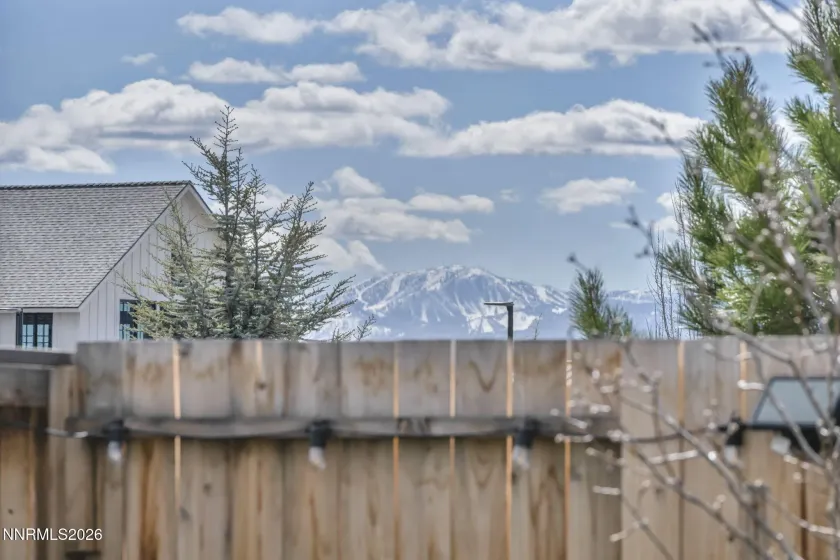 2469 Metolius, Sparks, Nevada 89436, 3 Bedrooms Bedrooms, ,2 BathroomsBathrooms,Residential,Residential,Metolius,260002514