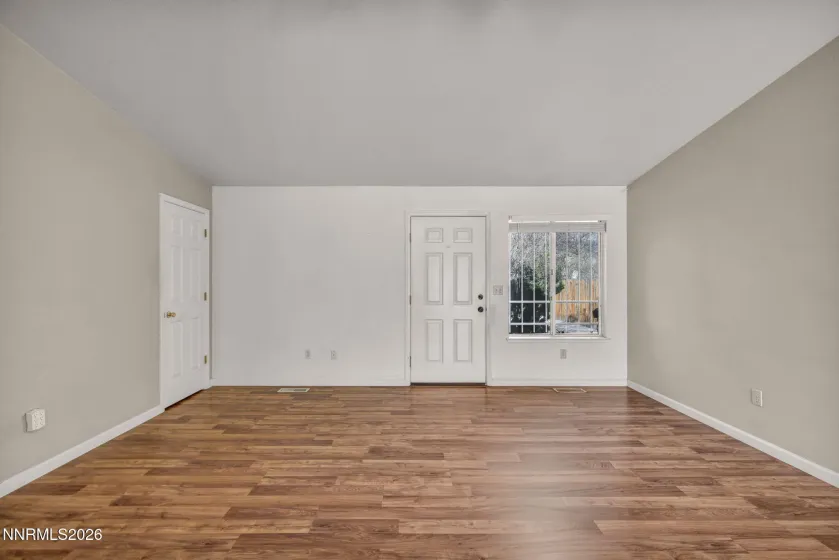 3147 Heaton, Carson City, Nevada 89701, 2 Bedrooms Bedrooms, ,2 BathroomsBathrooms,Residential,Residential,Heaton,260002516