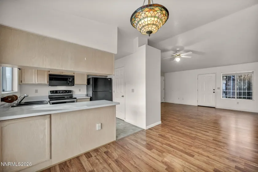 3147 Heaton, Carson City, Nevada 89701, 2 Bedrooms Bedrooms, ,2 BathroomsBathrooms,Residential,Residential,Heaton,260002516