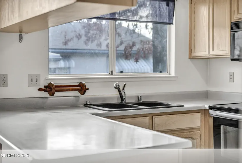 3147 Heaton, Carson City, Nevada 89701, 2 Bedrooms Bedrooms, ,2 BathroomsBathrooms,Residential,Residential,Heaton,260002516