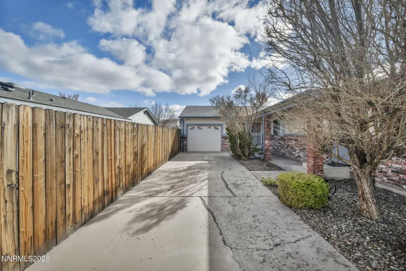 3147 Heaton, Carson City, Nevada 89701, 2 Bedrooms Bedrooms, ,2 BathroomsBathrooms,Residential,Residential,Heaton,260002516