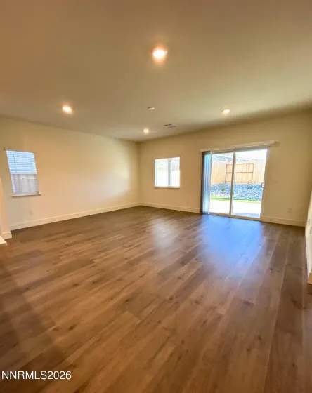 4365 Painted Cloud, Sparks, Nevada 89436, 4 Bedrooms Bedrooms, ,3 BathroomsBathrooms,Residential Lease,Manufactured,Painted Cloud,260002517