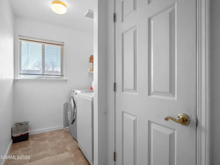 763 Lassen, Gardnerville, Nevada 89460, 3 Bedrooms Bedrooms, ,2 BathroomsBathrooms,Residential,Residential,Lassen,260002520