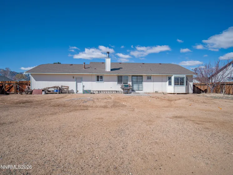 763 Lassen, Gardnerville, Nevada 89460, 3 Bedrooms Bedrooms, ,2 BathroomsBathrooms,Residential,Residential,Lassen,260002520