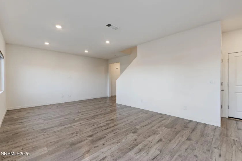 8791 Portia, Reno, Nevada 89506, 4 Bedrooms Bedrooms, ,3 BathroomsBathrooms,Residential,Residential,Portia,250057153