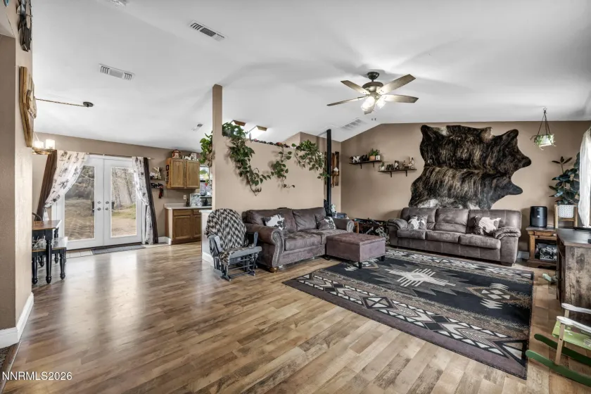 55 Buckboard, Reno, Nevada 89508, 3 Bedrooms Bedrooms, ,2 BathroomsBathrooms,Residential,Residential,Buckboard,260002522