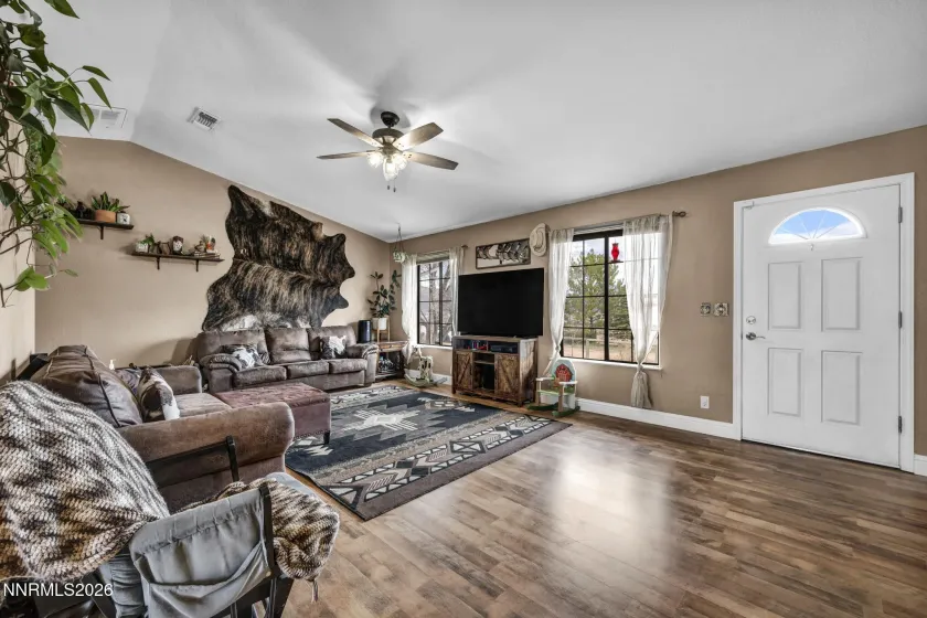 55 Buckboard, Reno, Nevada 89508, 3 Bedrooms Bedrooms, ,2 BathroomsBathrooms,Residential,Residential,Buckboard,260002522