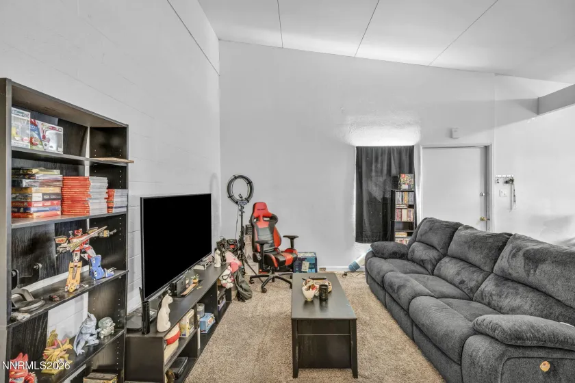 11932 Rocky Mountain, Reno, Nevada 89506, 2 Bedrooms Bedrooms, ,1 BathroomBathrooms,Residential,Residential,Rocky Mountain,260002524