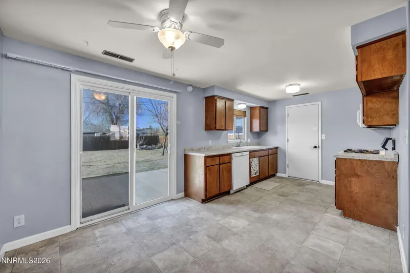 650 Mc Lean, Fallon, Nevada 89406, 3 Bedrooms Bedrooms, ,1 BathroomBathrooms,Residential,Residential,Mc Lean,260002489