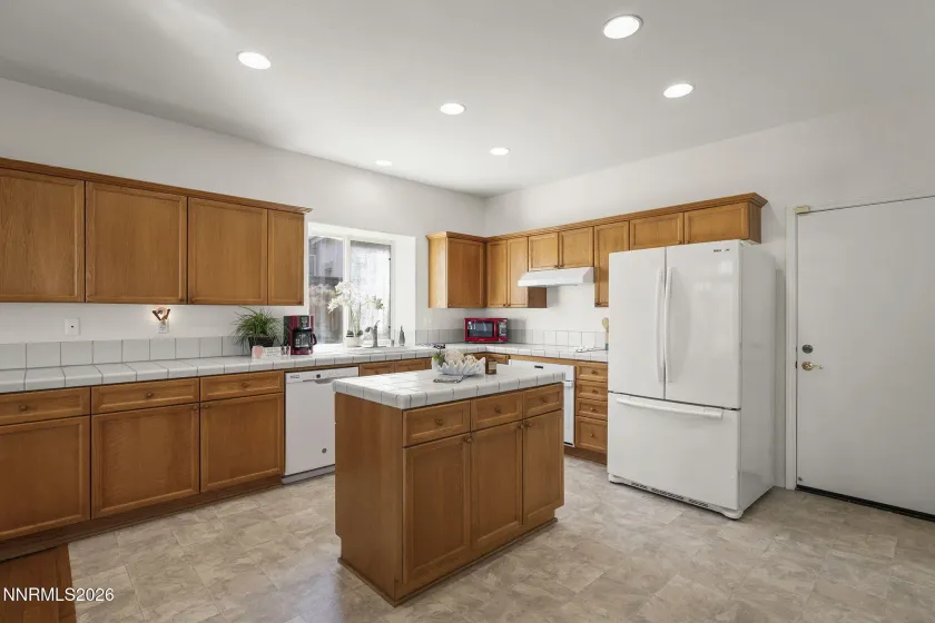 4791 Creek Ridge, Reno, Nevada 89519, 4 Bedrooms Bedrooms, ,3 BathroomsBathrooms,Residential,Residential,Creek Ridge,260002526