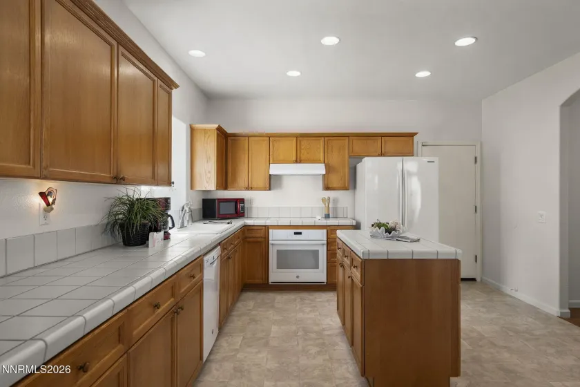 4791 Creek Ridge, Reno, Nevada 89519, 4 Bedrooms Bedrooms, ,3 BathroomsBathrooms,Residential,Residential,Creek Ridge,260002526