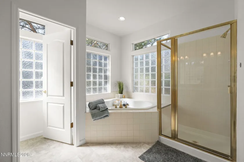 4791 Creek Ridge, Reno, Nevada 89519, 4 Bedrooms Bedrooms, ,3 BathroomsBathrooms,Residential,Residential,Creek Ridge,260002526