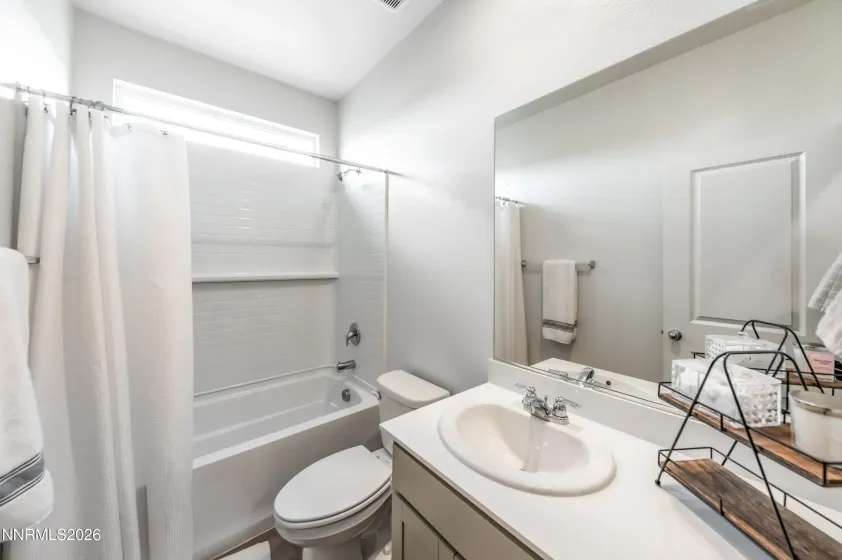 7405 Mystic Vly, Reno, Nevada 89506, 3 Bedrooms Bedrooms, ,2 BathroomsBathrooms,Residential,Residential,Mystic Vly,260002496