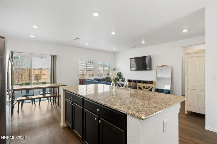 1386 Granary Park, Sparks, Nevada 89436, 5 Bedrooms Bedrooms, ,3 BathroomsBathrooms,Residential,Residential,Granary Park,260002498