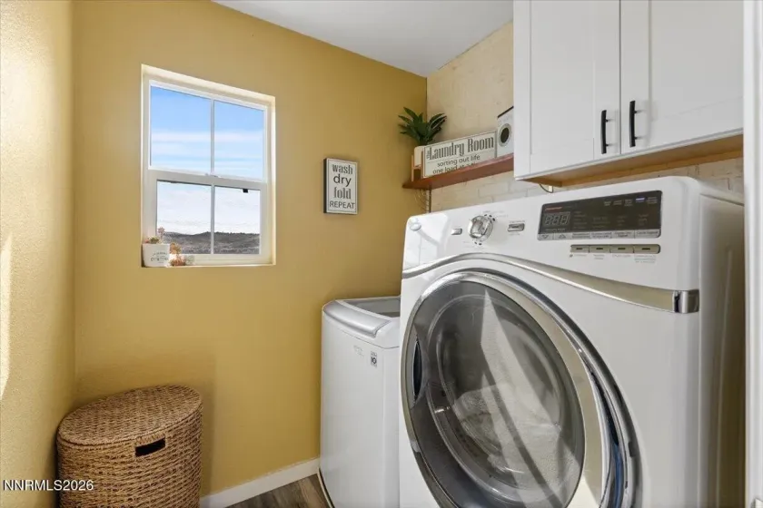 1386 Granary Park, Sparks, Nevada 89436, 5 Bedrooms Bedrooms, ,3 BathroomsBathrooms,Residential,Residential,Granary Park,260002498