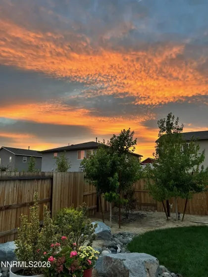 1386 Granary Park, Sparks, Nevada 89436, 5 Bedrooms Bedrooms, ,3 BathroomsBathrooms,Residential,Residential,Granary Park,260002498