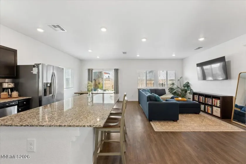 1386 Granary Park, Sparks, Nevada 89436, 5 Bedrooms Bedrooms, ,3 BathroomsBathrooms,Residential,Residential,Granary Park,260002498