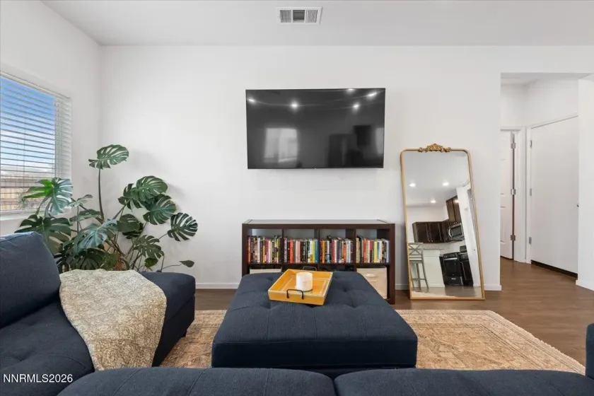 1386 Granary Park, Sparks, Nevada 89436, 5 Bedrooms Bedrooms, ,3 BathroomsBathrooms,Residential,Residential,Granary Park,260002498