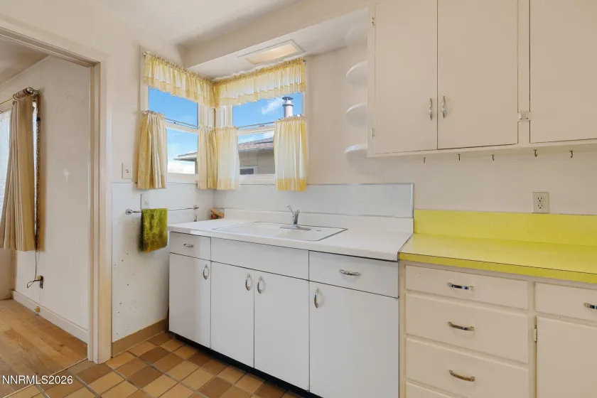 755 Balzar, Reno, Nevada 89502, 3 Bedrooms Bedrooms, ,2 BathroomsBathrooms,Residential,Residential,Balzar,260002500