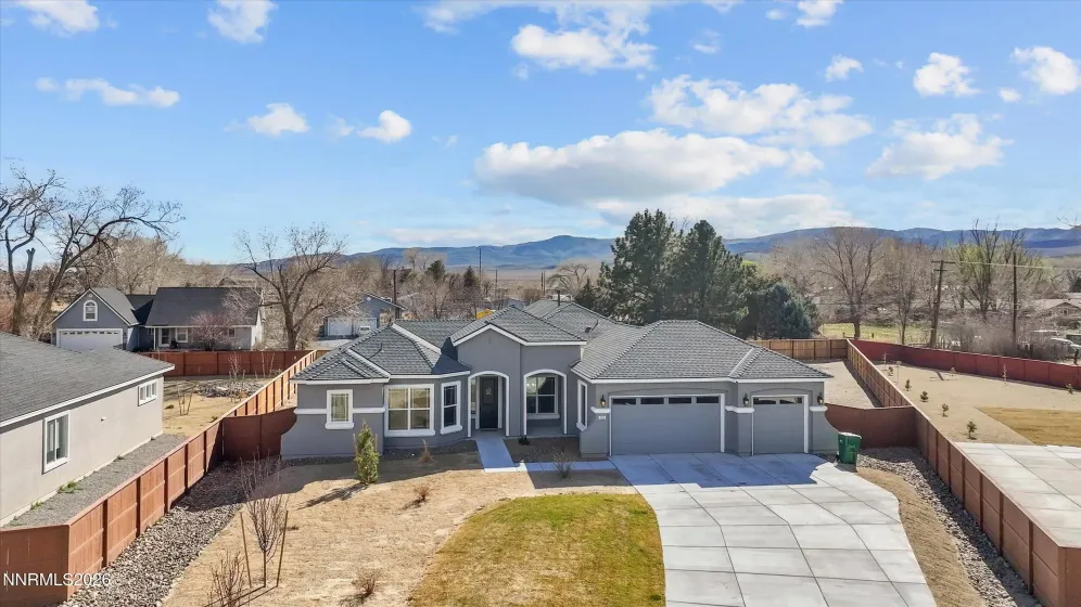 405 White Hawk, Fernley, Nevada 89408, 4 Bedrooms Bedrooms, ,3 BathroomsBathrooms,Residential,Residential,White Hawk,260002502