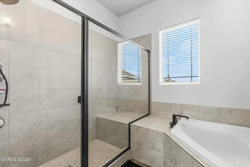 405 White Hawk, Fernley, Nevada 89408, 4 Bedrooms Bedrooms, ,3 BathroomsBathrooms,Residential,Residential,White Hawk,260002502